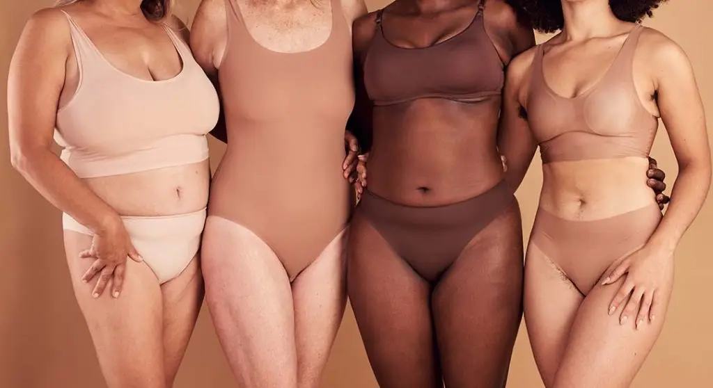 Best Types of Breast Lifts, four women with different types of breasts.